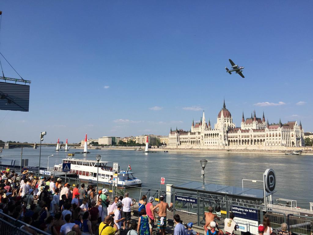 Bright Studio With Parliament View, Free Parking Budapest Rom bilde