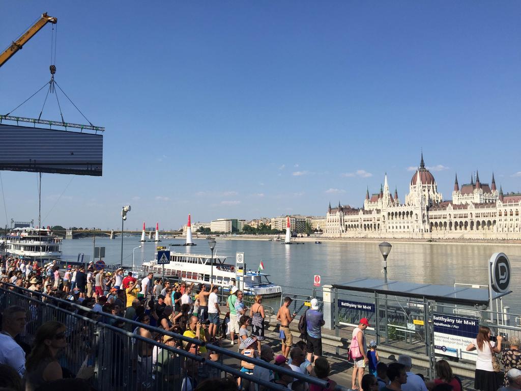 Bright Studio With Parliament View, Free Parking Budapest Rom bilde