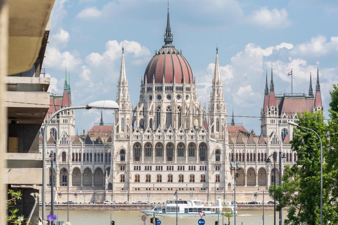 Bright Studio With Parliament View, Free Parking Budapest Eksteriør bilde